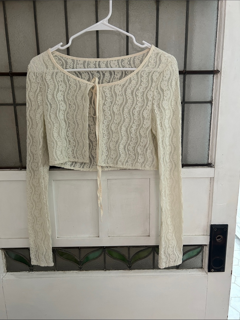 Wild Rose &Spartow Lace Tie-Front Cropped Top - Cream